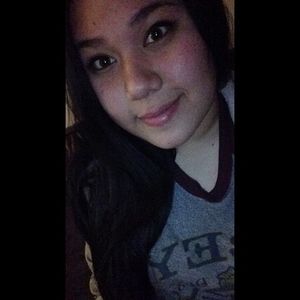 Meet your Posher, Veronica