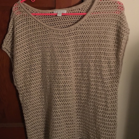 Tan blouse - Picture 3 of 3