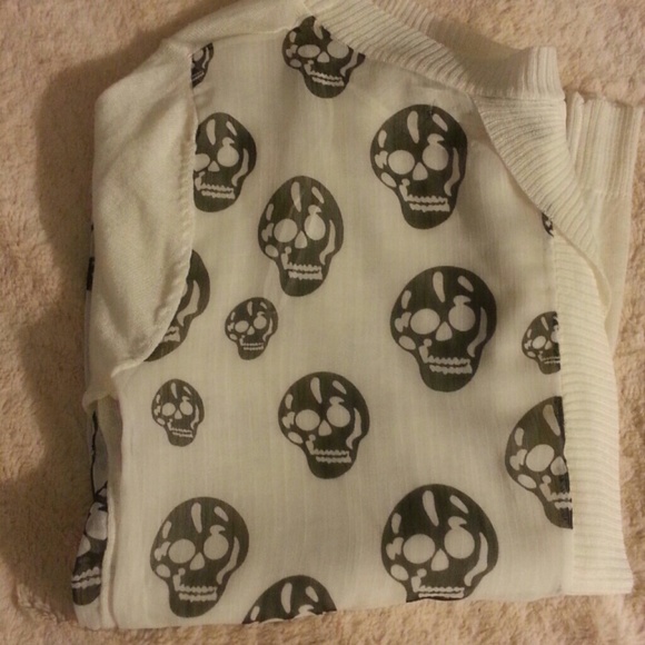 Edgy Skull Top