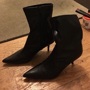 Steve Madden pointed toe booties with side zip