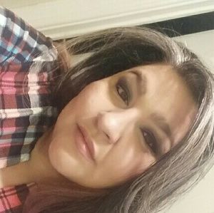 Meet your Posher, Jaclyn