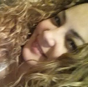 Meet your Posher, Glendaliz