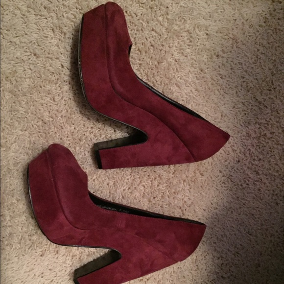 Red Dolce Vita Heels - Picture 1 of 4