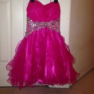 Pink ruffled homecoming dress w beading