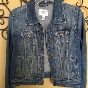 Forever21 (I Love H81) Distressed Denim jacket