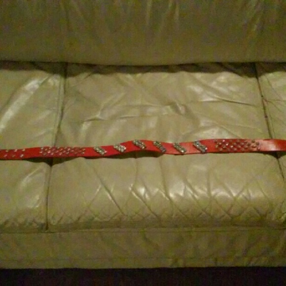 Womens Rhinestone Belt - Picture 2 of 3