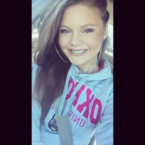 Meet your Posher, Hailey