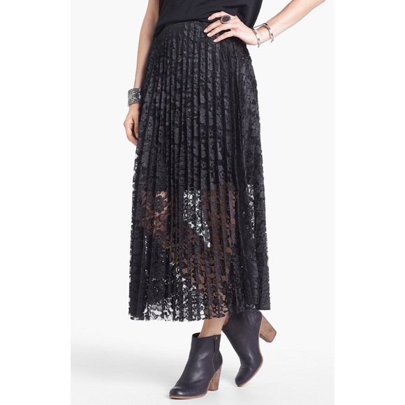NWOT Free People knife pleat lace maxi | sz 0