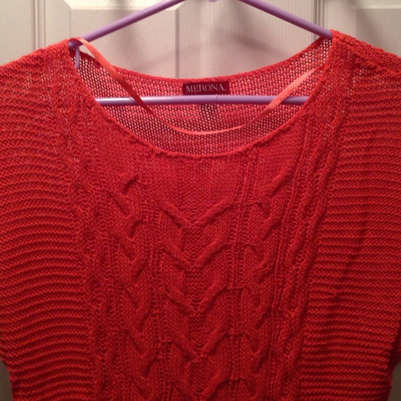 SALE! Salmon colored short sleeve sweater - Picture 2 of 4