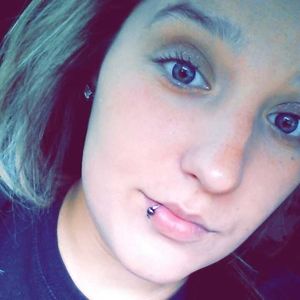 Meet your Posher, Brittney