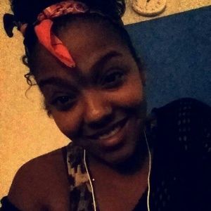 Meet your Posher, Janessa