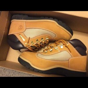 Mac & Cheese wheat Timberlands