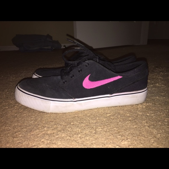 Women's size 6 janoskis
