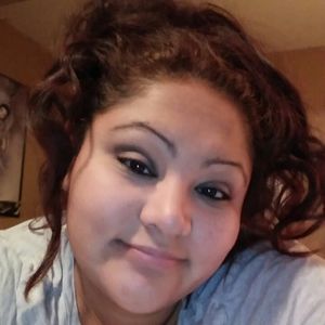 Meet your Posher, Veliza