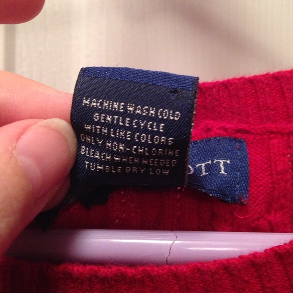 SALE! Red sweater - Picture 4 of 4