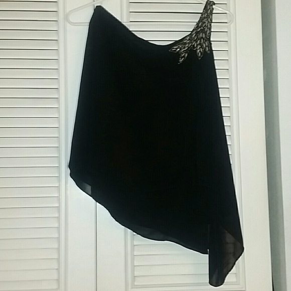 Gorgeous Guess top - Picture 2 of 3