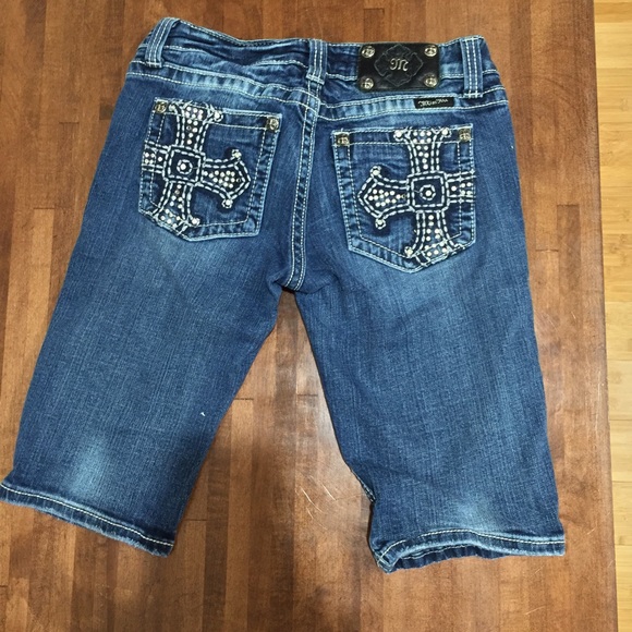 Miss Me Bermuda Shorts Size 29