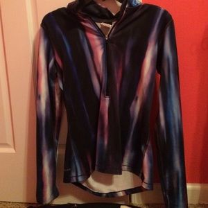 Very cute Nike shirt💜💙💖