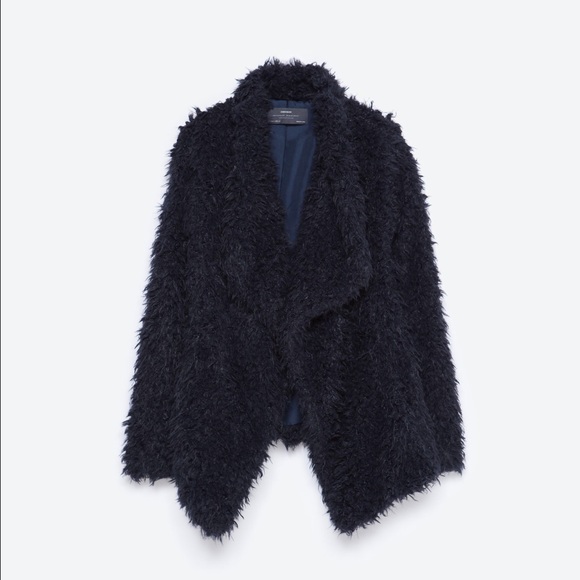 Amazing! Sold Out! Faux Fur jacket ZARA. XL