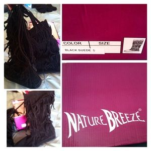 Black suede fringe boots!