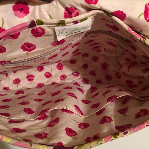 SOLD SOLD SOLD Vera Bradley Medium Shoulder bag - Picture 3 of 4