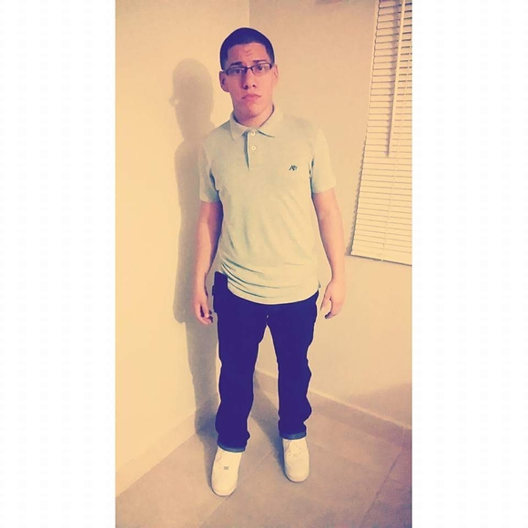 Meet your Posher, Miguel - Picture 1 of 1