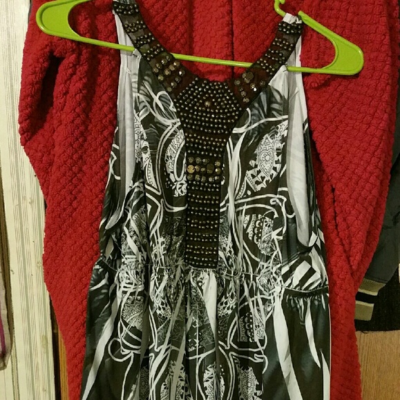 Dress - Picture 1 of 2