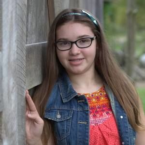 Meet your Posher, Hannah