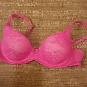 Body by Victoria Secret bra