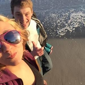 Meet your Posher, Debbie