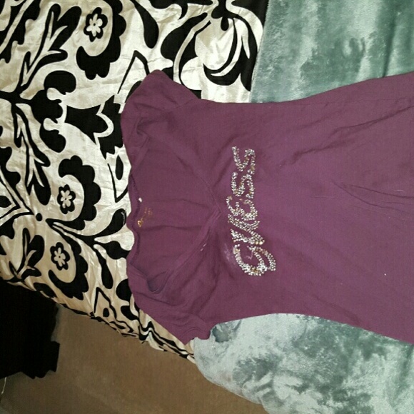 Guess,tshirt plum with being free rose tank