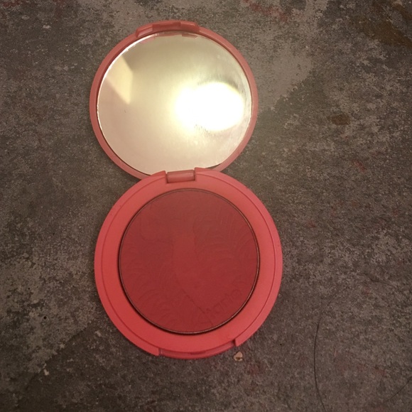 Tarte Blush in Achiote.