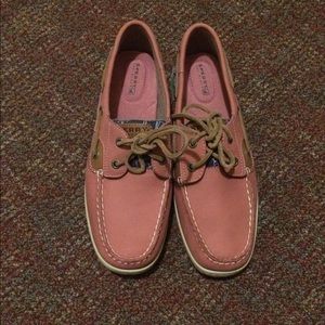 ❌❌❌❌❌❌ SOLD Never Worn Rust Red Sperry Topsiders