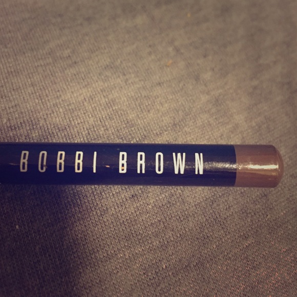 Brown eyebrow pencil (Bobbi brown)