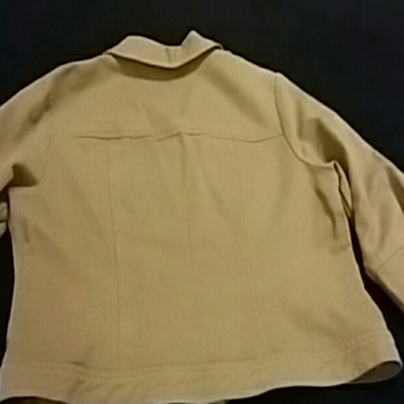 Jacket - Picture 4 of 4