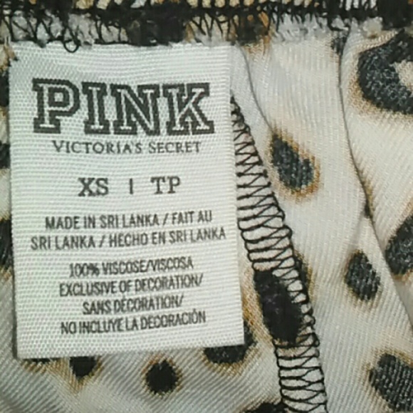 9/5 Host Pick! VS beach shorts - Picture 2 of 2