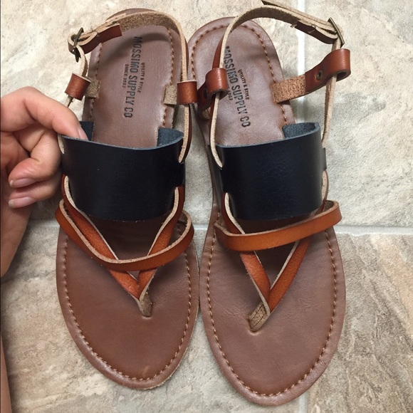 Mossimo Two-Tone Sandals