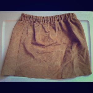 Urban renewal small/med nude suede skirt