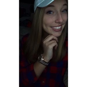 Meet your Posher, Madison