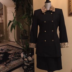 💥Vintage Oleg Cassini suit💥