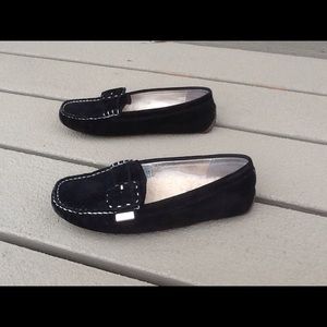 Ugg Thelma Perf driving moc