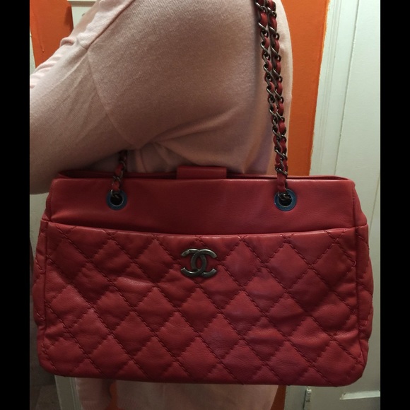 Sold❗️ Authentic Chanel tote bag