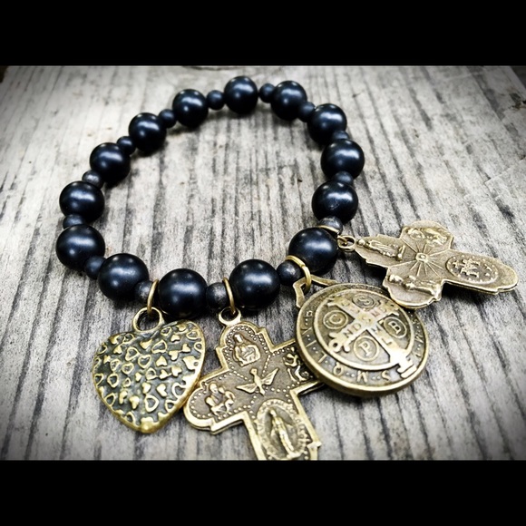 Cross charms bracelet