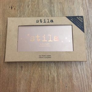 Still 'In the light' Eyeshadow palette