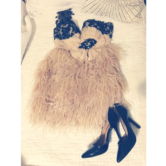 FORMAL 🎉designer ostrich feather cocktail dress!