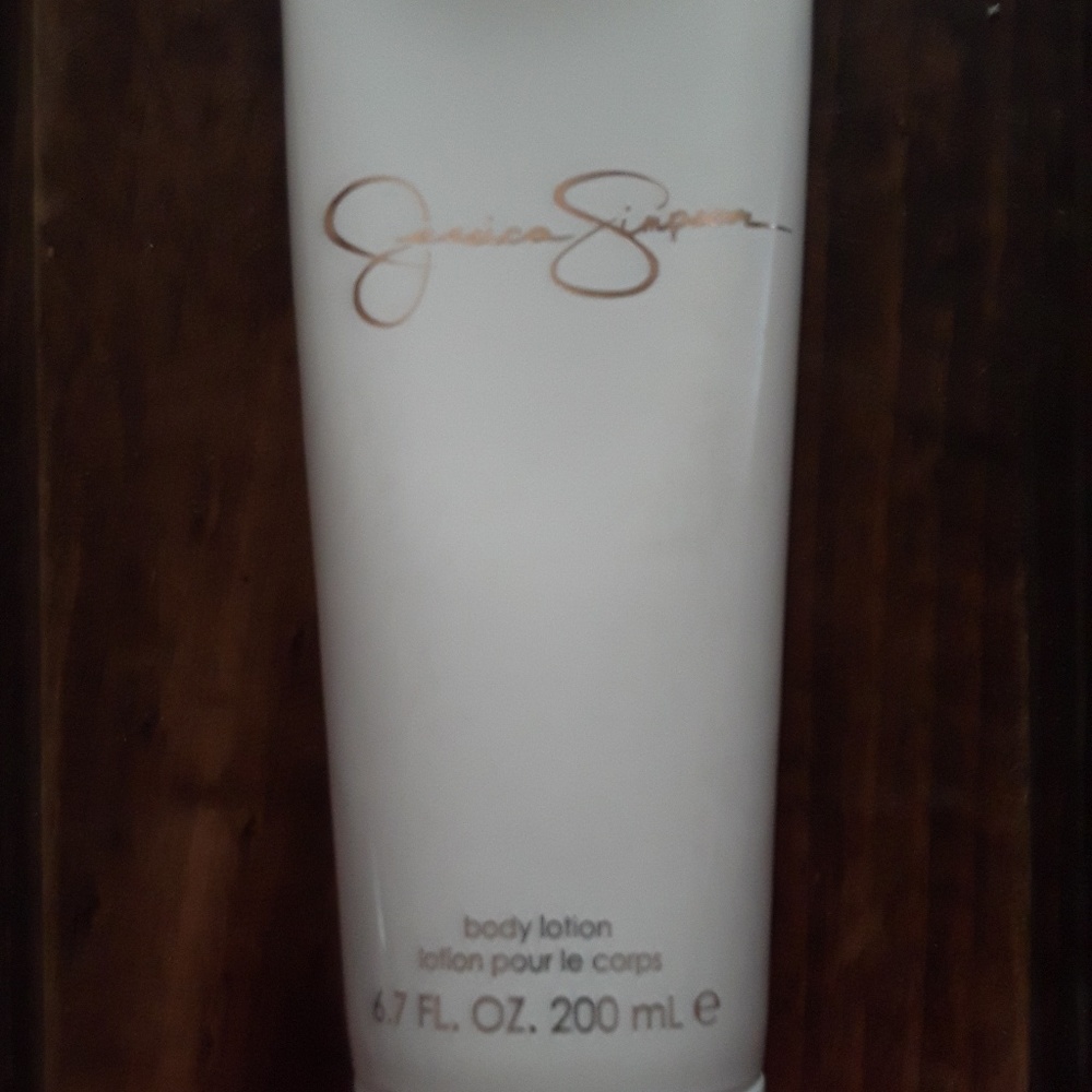 Jessica Simpson Signature perfumed lotion