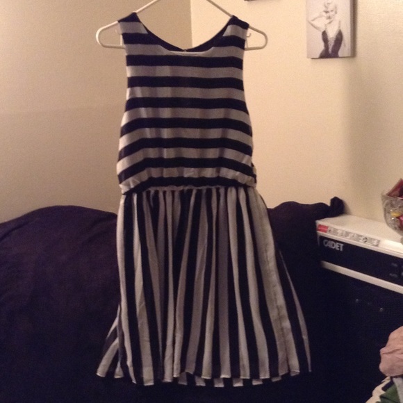 Size medium dress