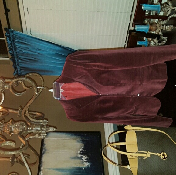 Red velvet coat jacket silk lined - Picture 3 of 4