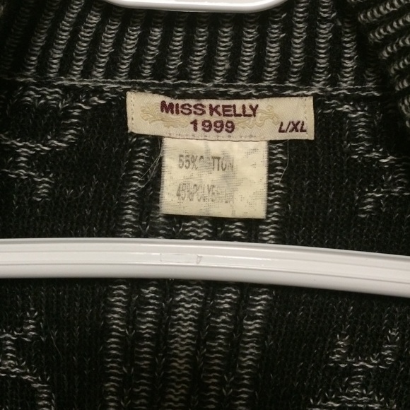 Cardigan - Picture 2 of 3