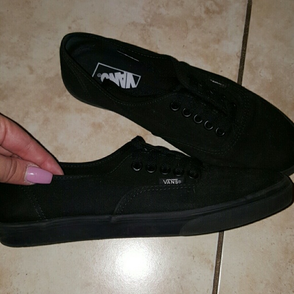 Vans - Picture 2 of 3